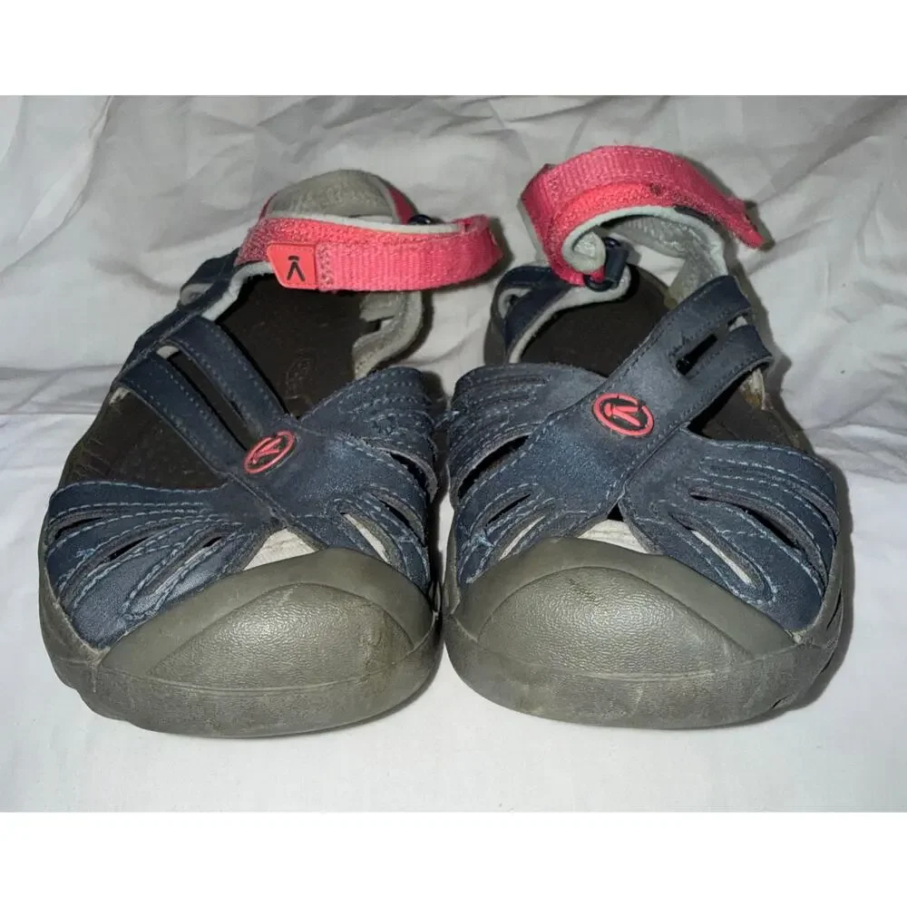 KEEN Rose Girl's Hiking Sandals Closed Toe Water Shoes Blue Pink Size 5Y